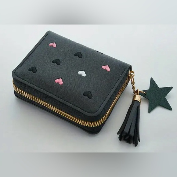 Handbags - Black wallet with hearts💖💖